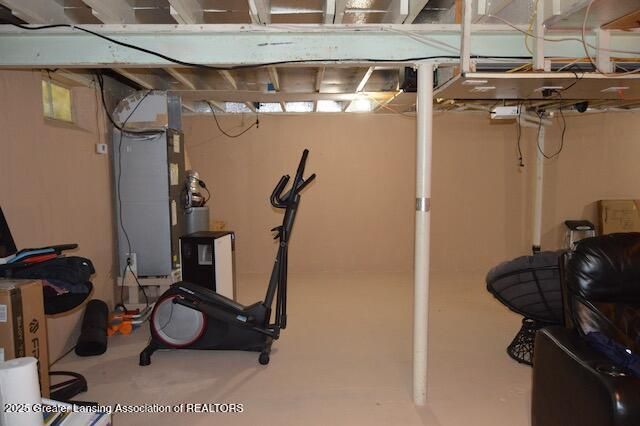 2111 Delta River Drive, Lansing, MI 48906