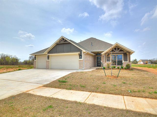 7609 Three Woods Lane, Yukon, OK 73099