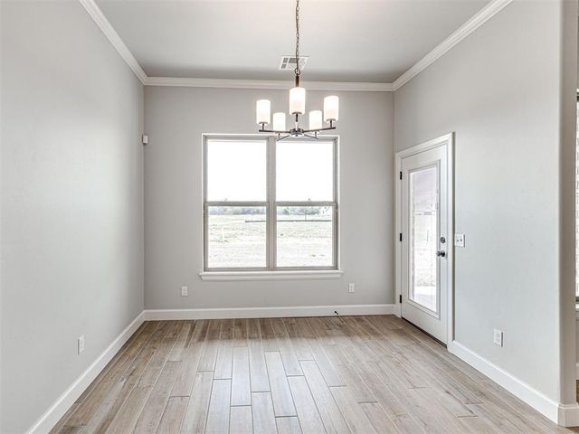 7609 Three Woods Lane, Yukon, OK 73099