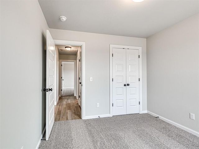7609 Three Woods Lane, Yukon, OK 73099