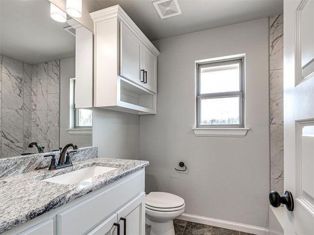 7609 Three Woods Lane, Yukon, OK 73099