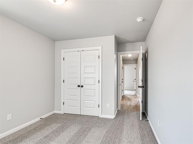 7609 Three Woods Lane, Yukon, OK 73099