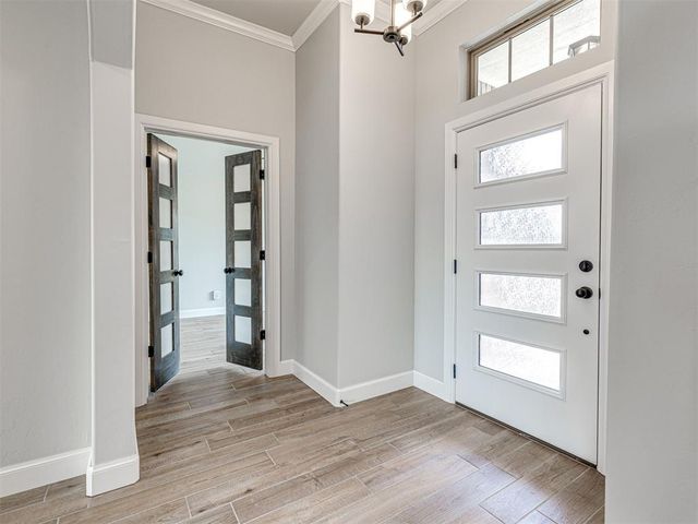 7609 Three Woods Lane, Yukon, OK 73099