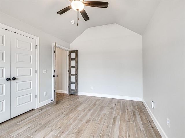 7609 Three Woods Lane, Yukon, OK 73099