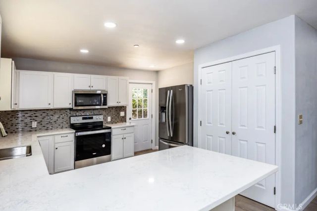 19208 Stonegate Road, Hidden Valley Lake, CA 95467