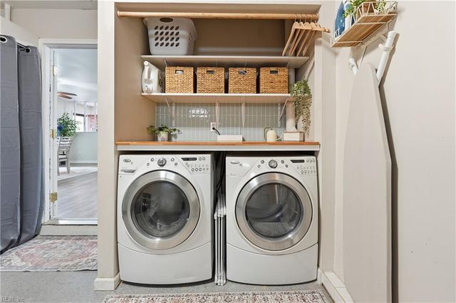 827 Winslow DR, Newport News, VA 23608