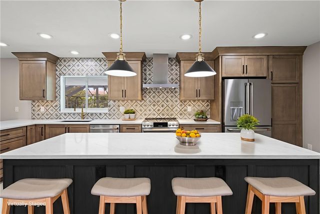 1709 Rio Vista Drive, Hutchinson Island, FL 34949