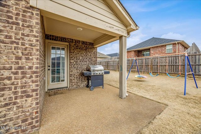 7814 Park Valley Drive, Southaven, MS 38671