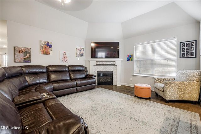 7814 Park Valley Drive, Southaven, MS 38671