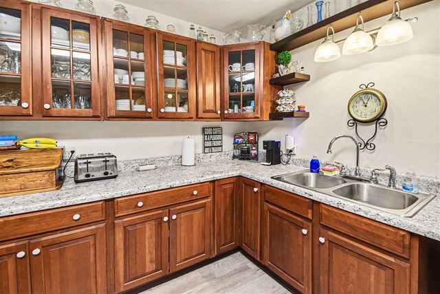 12281 Pennington Avenue, Sparta, MI 49345