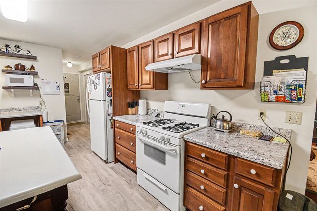 12281 Pennington Avenue, Sparta, MI 49345