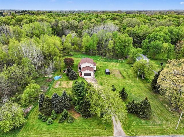 12281 Pennington Avenue, Sparta, MI 49345