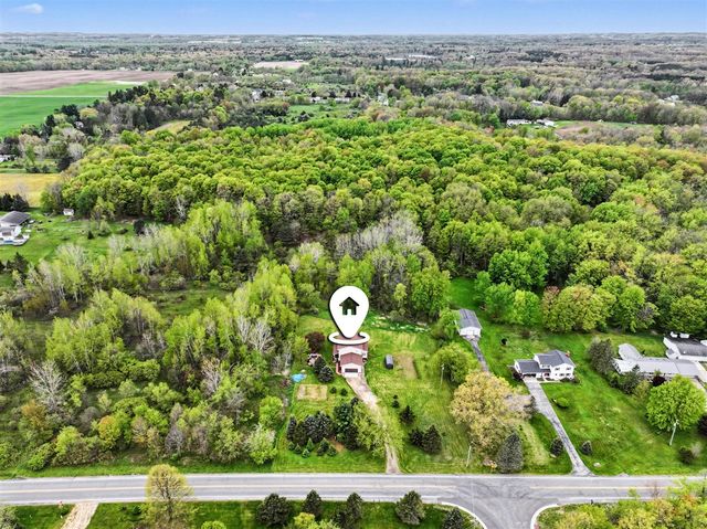 12281 Pennington Avenue, Sparta, MI 49345