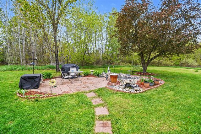 12281 Pennington Avenue, Sparta, MI 49345