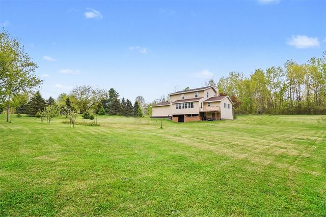 12281 Pennington Avenue, Sparta, MI 49345