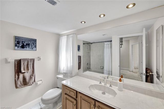 28391 Tasca DR, Bonita Springs, FL 34135