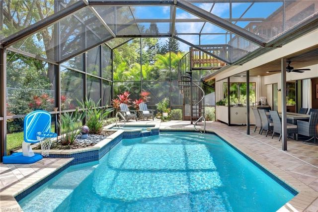 28391 Tasca DR, Bonita Springs, FL 34135