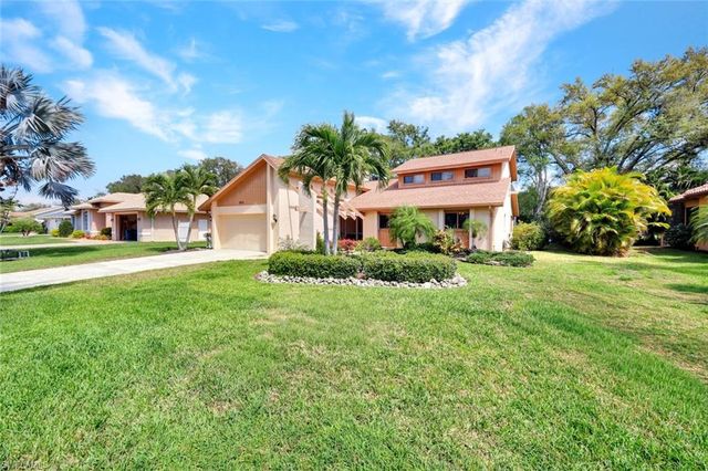 28391 Tasca DR, Bonita Springs, FL 34135