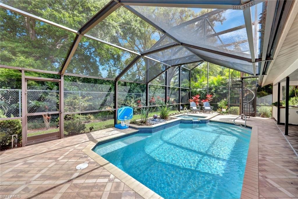 28391 Tasca DR, Bonita Springs, FL 34135