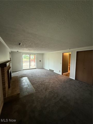 13320 Betty Avenue NW, Uniontown, OH 44685