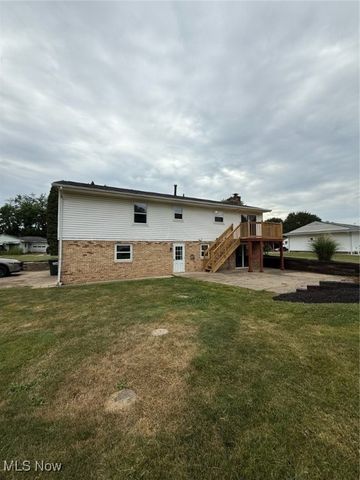 13320 Betty Avenue NW, Uniontown, OH 44685