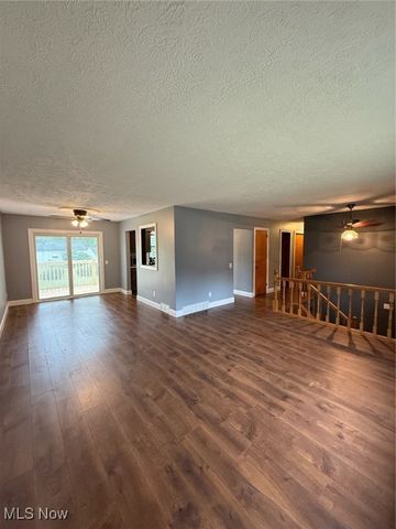 13320 Betty Avenue NW, Uniontown, OH 44685