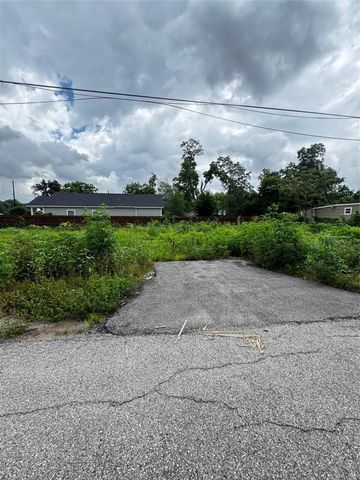 6811 Bonita Street, Houston, TX 77016