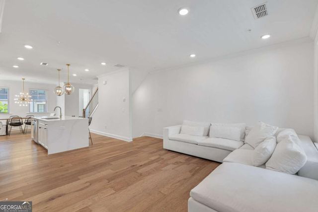 6543 Beacon Drive, Atlanta, GA 30328