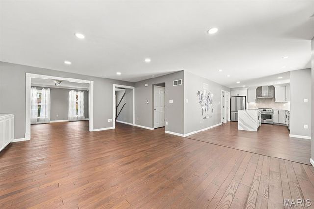 506 Steepleton Court, Ballwin, MO 63021