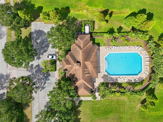 872 SUSSEX DRIVE, Davenport, FL 33896