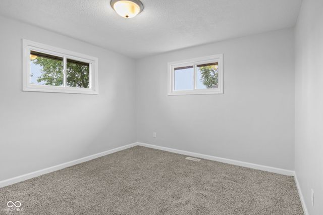 724 Hillside Drive, Anderson, IN 46012