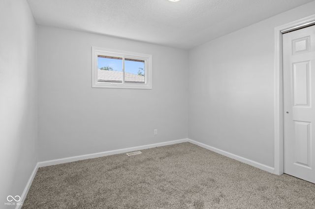 724 Hillside Drive, Anderson, IN 46012