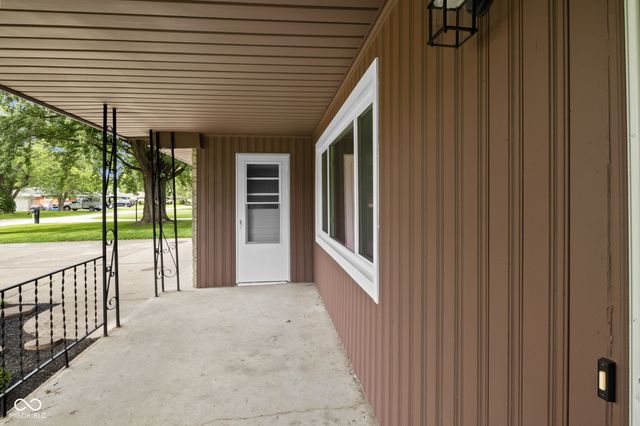 724 Hillside Drive, Anderson, IN 46012
