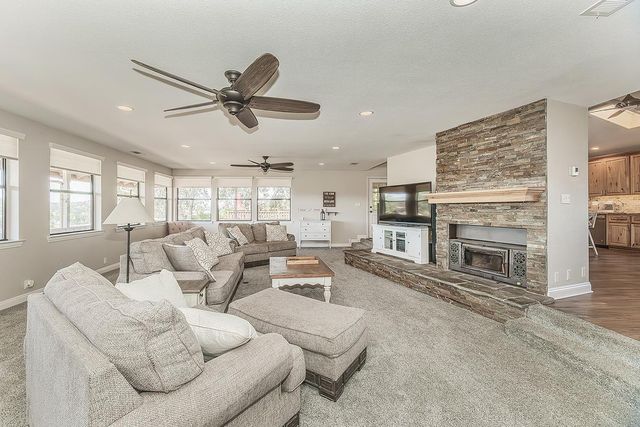 14049 Oak View Drive, Prather, CA 93651