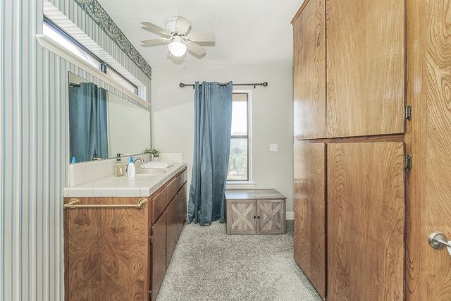 14049 Oak View Drive, Prather, CA 93651