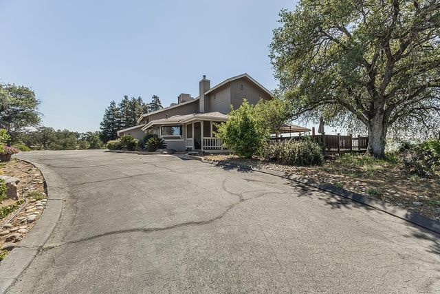 14049 Oak View Drive, Prather, CA 93651