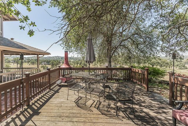 14049 Oak View Drive, Prather, CA 93651