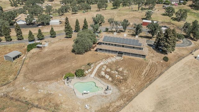 14049 Oak View Drive, Prather, CA 93651