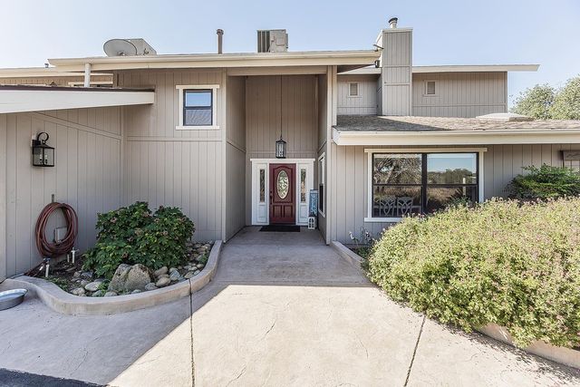 14049 Oak View Drive, Prather, CA 93651
