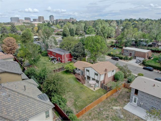 7053 E Maplewood Ave, Centennial, CO 80111
