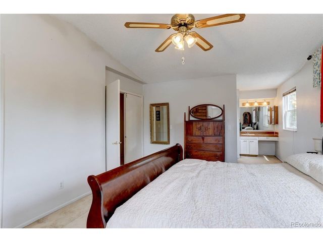 7053 E Maplewood Ave, Centennial, CO 80111