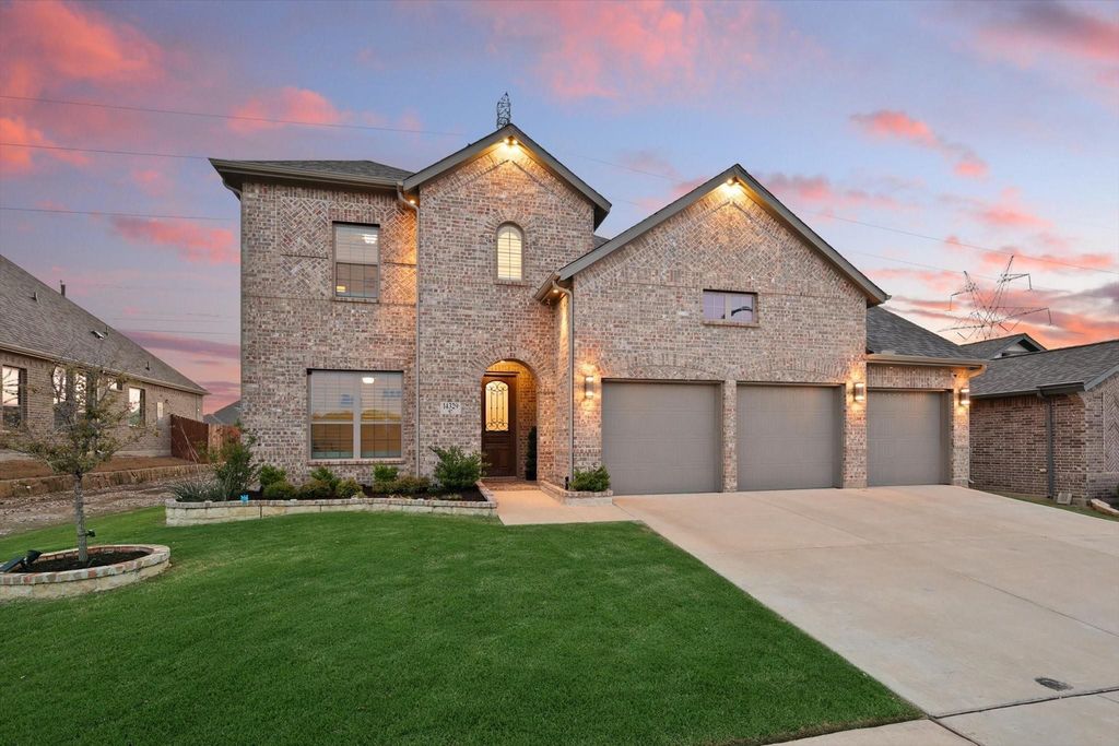 14329 Home Trail, Fort Worth, TX 76262