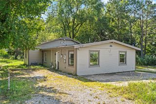 1272 N 59th Avenue, Fayetteville, AR 72704