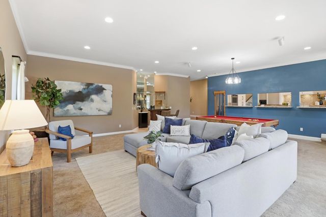 8888 Balmoral Dr, Newcastle, CA 95658