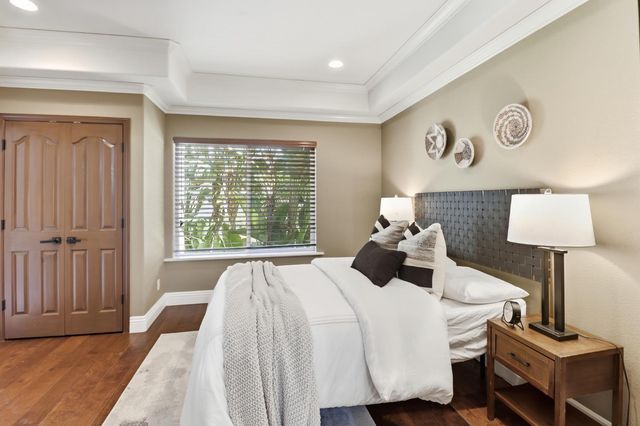 8888 Balmoral Dr, Newcastle, CA 95658