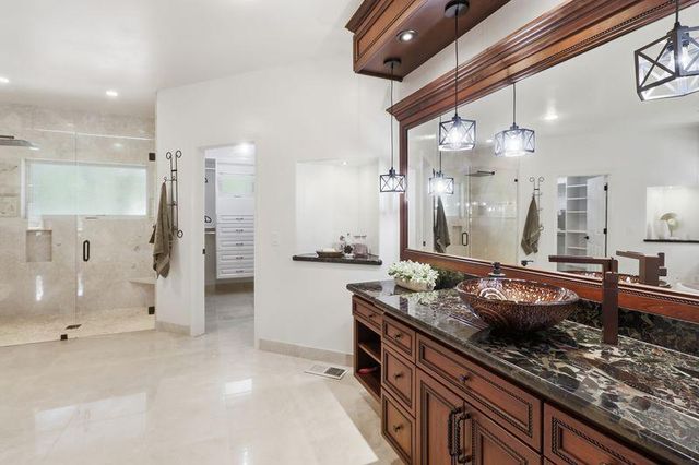 8888 Balmoral Dr, Newcastle, CA 95658