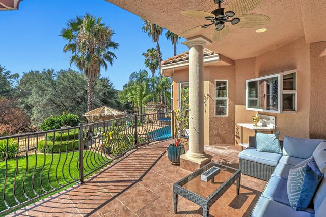 8888 Balmoral Dr, Newcastle, CA 95658
