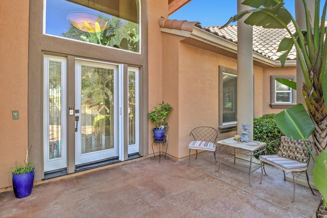 8888 Balmoral Dr, Newcastle, CA 95658
