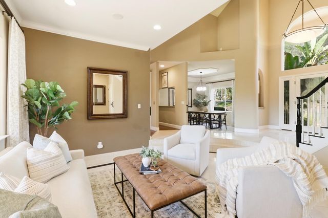 8888 Balmoral Dr, Newcastle, CA 95658