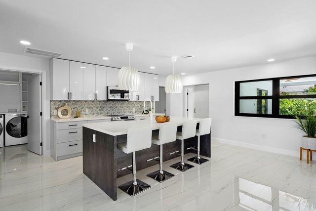 1200 SW 8th Street, Boca Raton, FL 33486